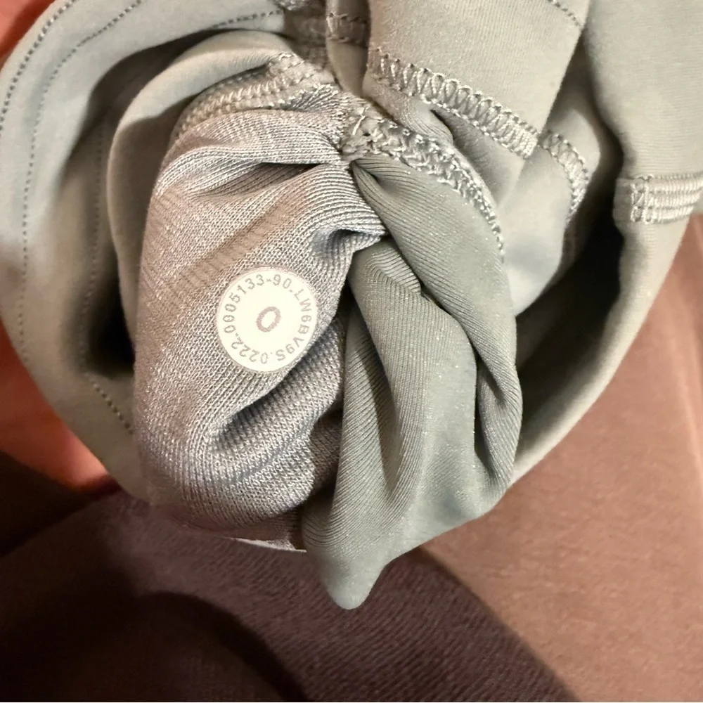 lululemon athletica Mint Green Leggings - Picture 2 of 13